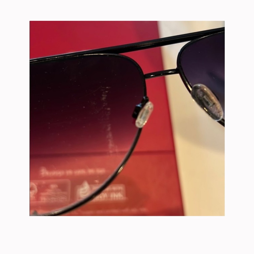 QUAY Sunglasses - High Key -  minor scratches